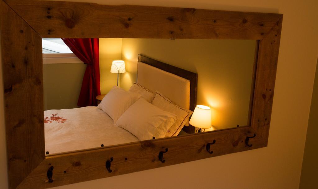 Alpenrose Revelstoke Bed & Breakfast Habitación foto